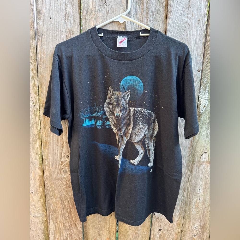 Vintage Jerzees Wolf Moon tee